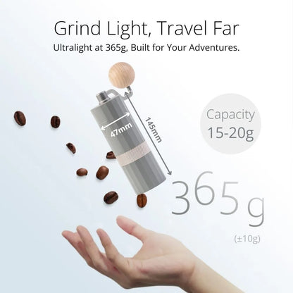 1Zpresso Q Air coffee grinder with measurement details on a light background