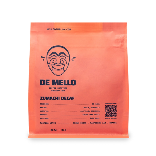 De Mello Zumachi Decaf coffee package on a white background